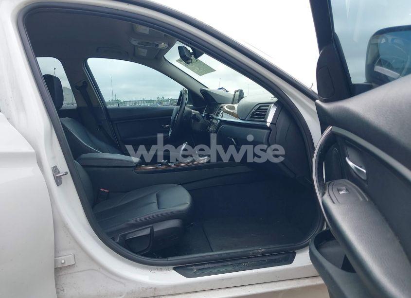 Photo 5 of 2017 Bmw 320i (VIN WBA8E1G59HNU14577)