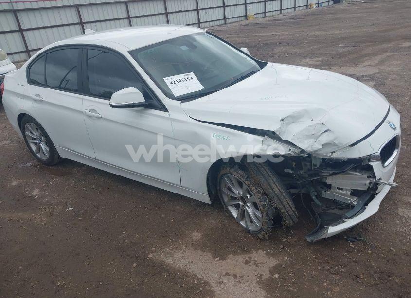 2017 Bmw 320i (VIN WBA8E1G59HNU15079) main photo