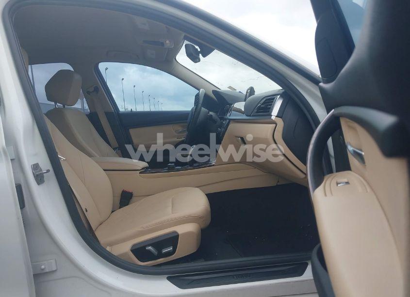 Photo 5 of 2017 Bmw 320i (VIN WBA8E1G59HNU15079)