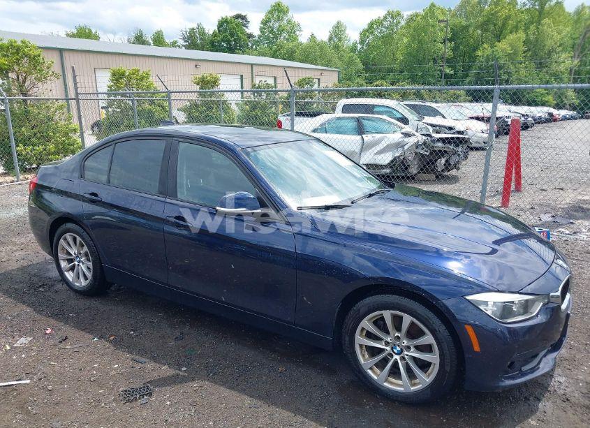 2017 Bmw 320i XDRIVE (VIN WBA8E5G30HNU43603) main photo