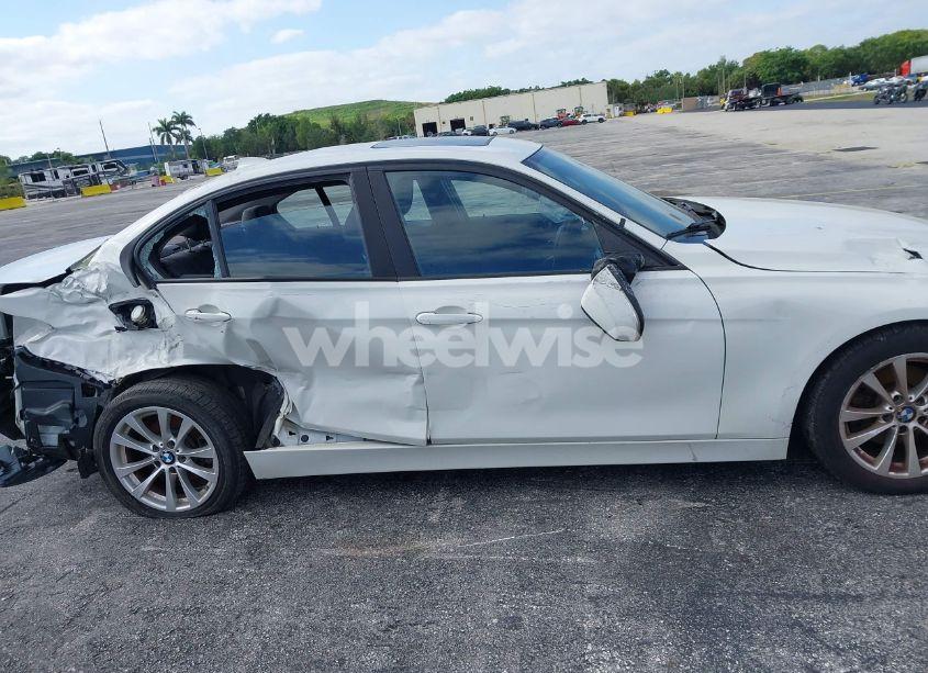 Photo 13 of 2017 Bmw 320i XDRIVE (VIN WBA8E5G39HNU44894)