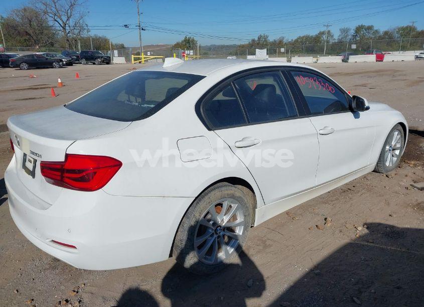 Photo 4 of 2016 Bmw 320i XDRIVE (VIN WBA8E5G51GNU21867)