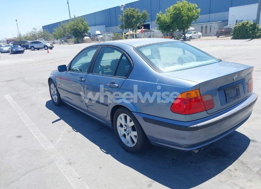 Photo 3 of 2000 Bmw 323i (VIN WBAAM3340YFP81830)