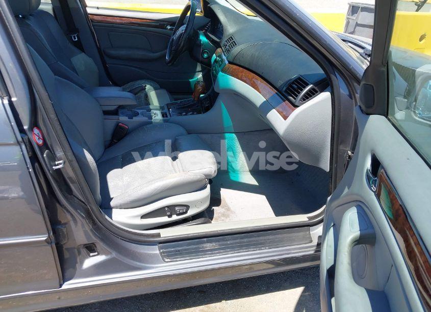 Photo 5 of 2000 Bmw 323i (VIN WBAAM3346YCA89155)