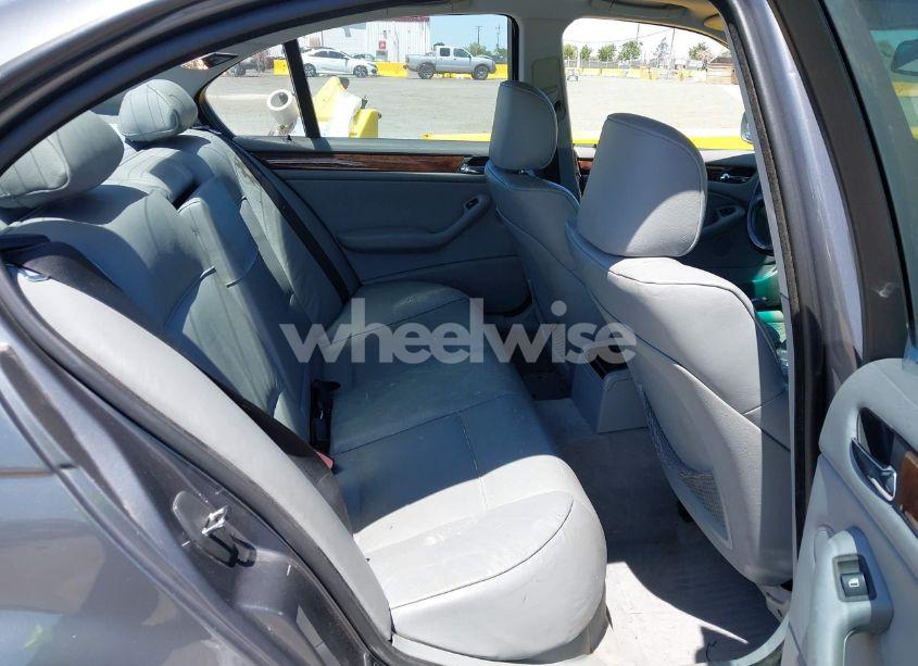 Photo 8 of 2000 Bmw 323i (VIN WBAAM3346YCA89155)