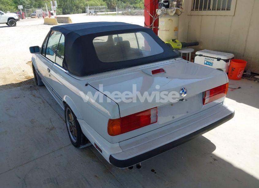 Photo 3 of 1988 Bmw 325 I AUTOMATIC (VIN WBABB2301J8858670)