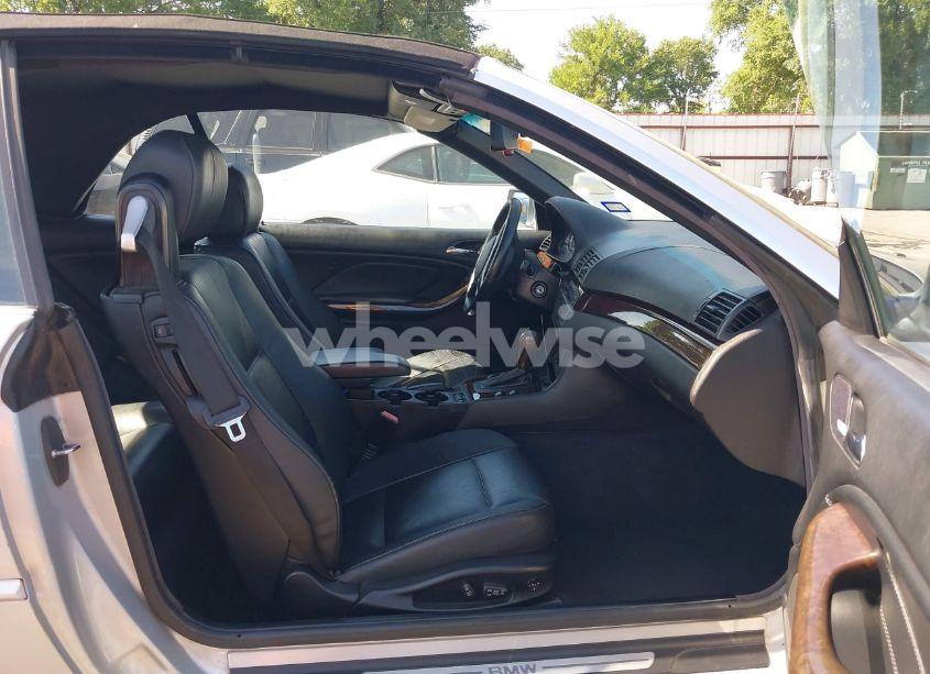 Photo 5 of 2004 Bmw 330ci (VIN WBABW53404PL44652)