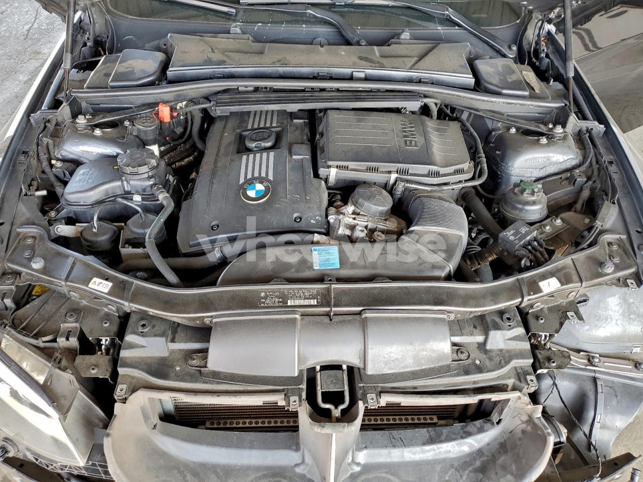 Photo 11 of 2011 BMW 335 IS (VIN WBADX1C51BE569856)