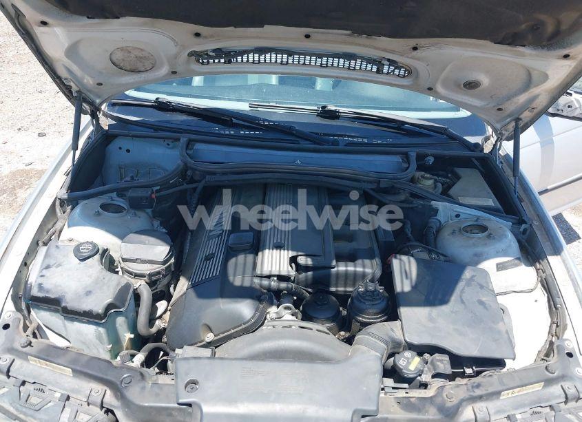 Photo 10 of 2003 Bmw 325i N/A (VIN WBAEV334X3KL87573)