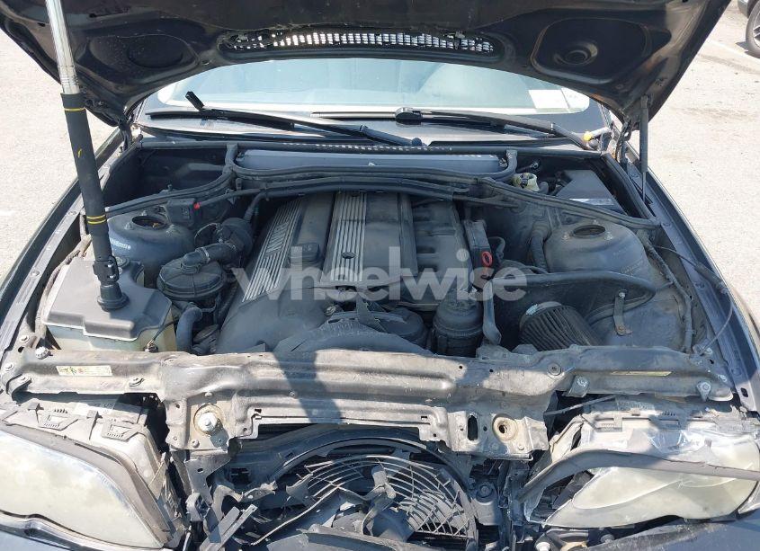 Photo 10 of 2005 Bmw 330i (VIN WBAEV53435KM40855)