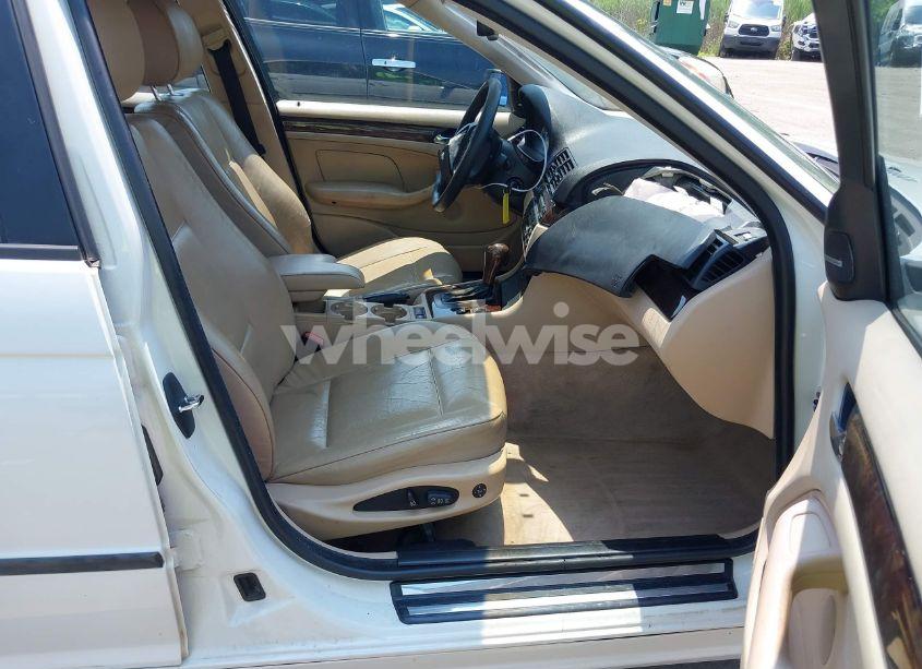 Photo 5 of 2005 Bmw 330i N/A (VIN WBAEV53485KM41046)