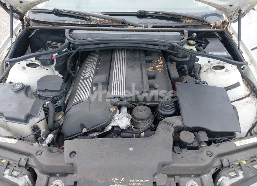 Photo 10 of 2003 Bmw 330xi (VIN WBAEW53433PG10163)