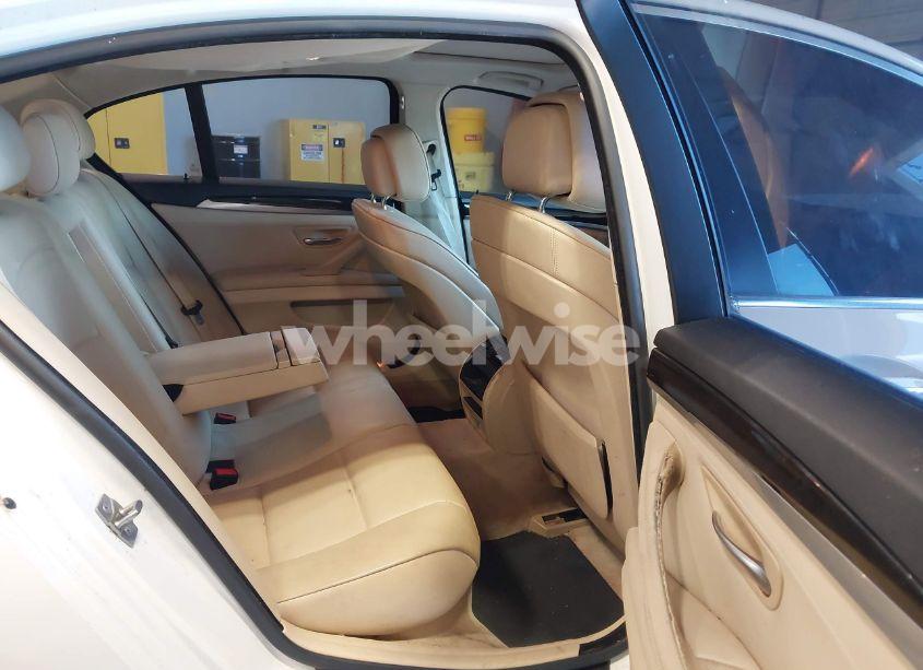 Photo 8 of 2011 Bmw 528i N/A (VIN WBAFR1C54BC744793)