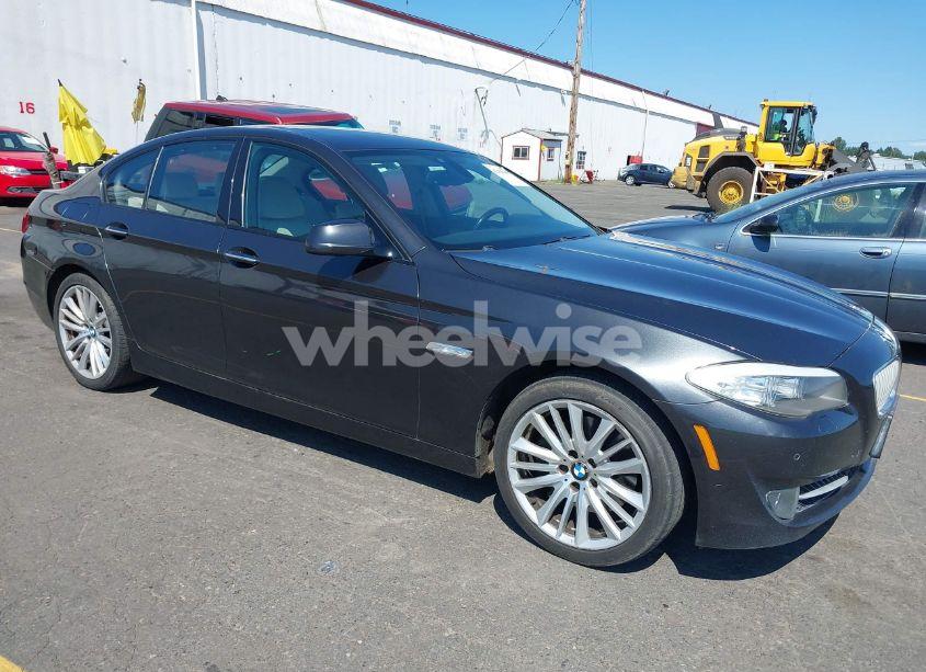 2011 Bmw 550i (VIN WBAFR9C50BC617635) main photo
