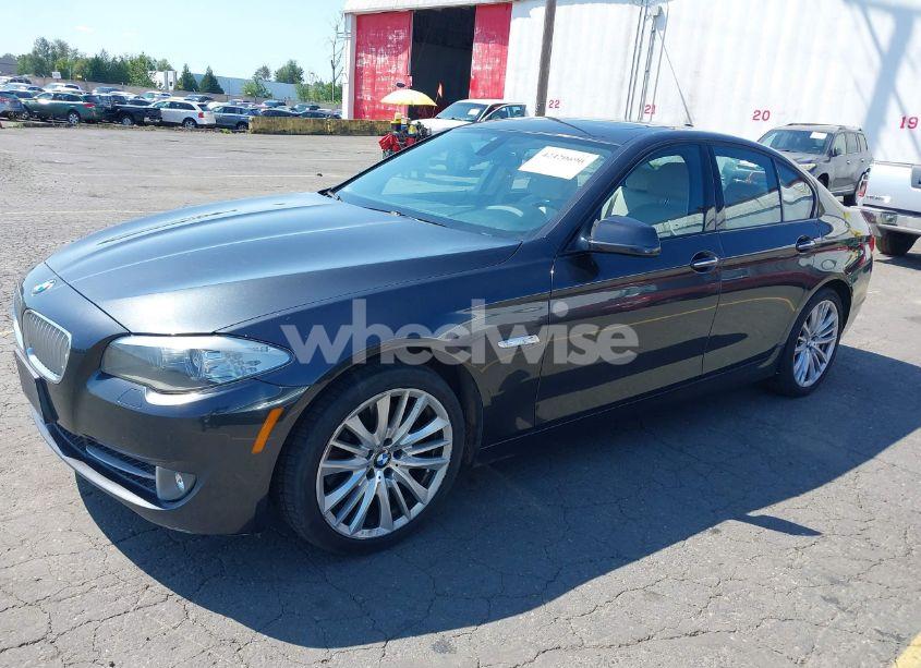 Photo 2 of 2011 Bmw 550i (VIN WBAFR9C50BC617635)