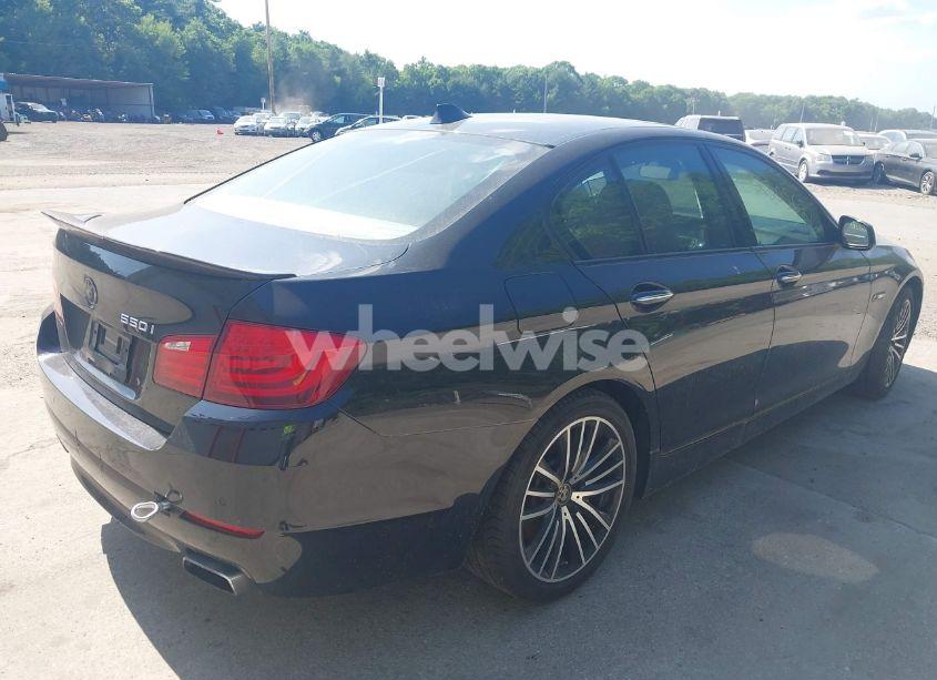 Photo 4 of 2011 Bmw 550i (VIN WBAFR9C56BC757480)