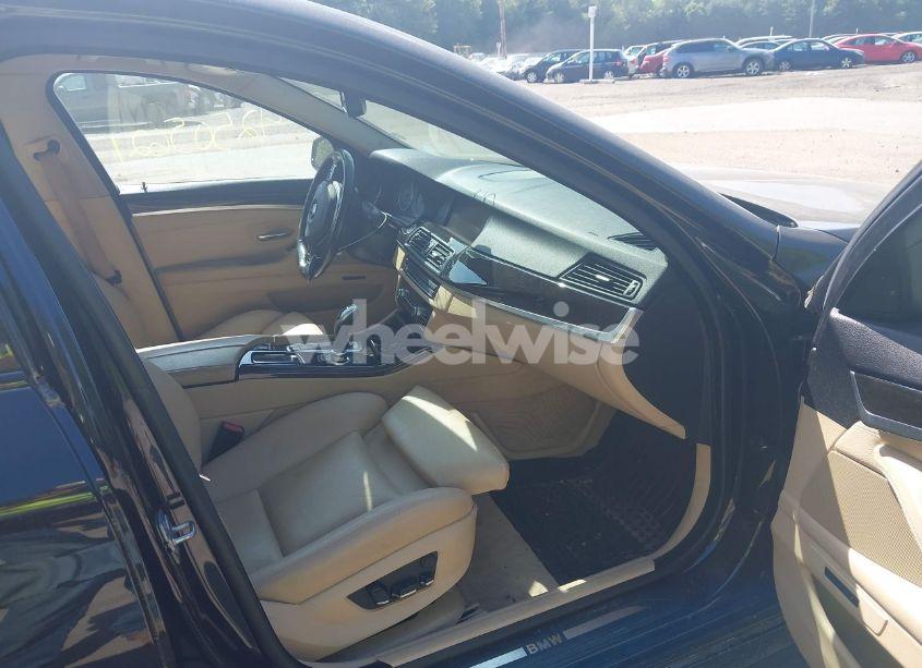 Photo 5 of 2011 Bmw 550i (VIN WBAFR9C56BC757480)