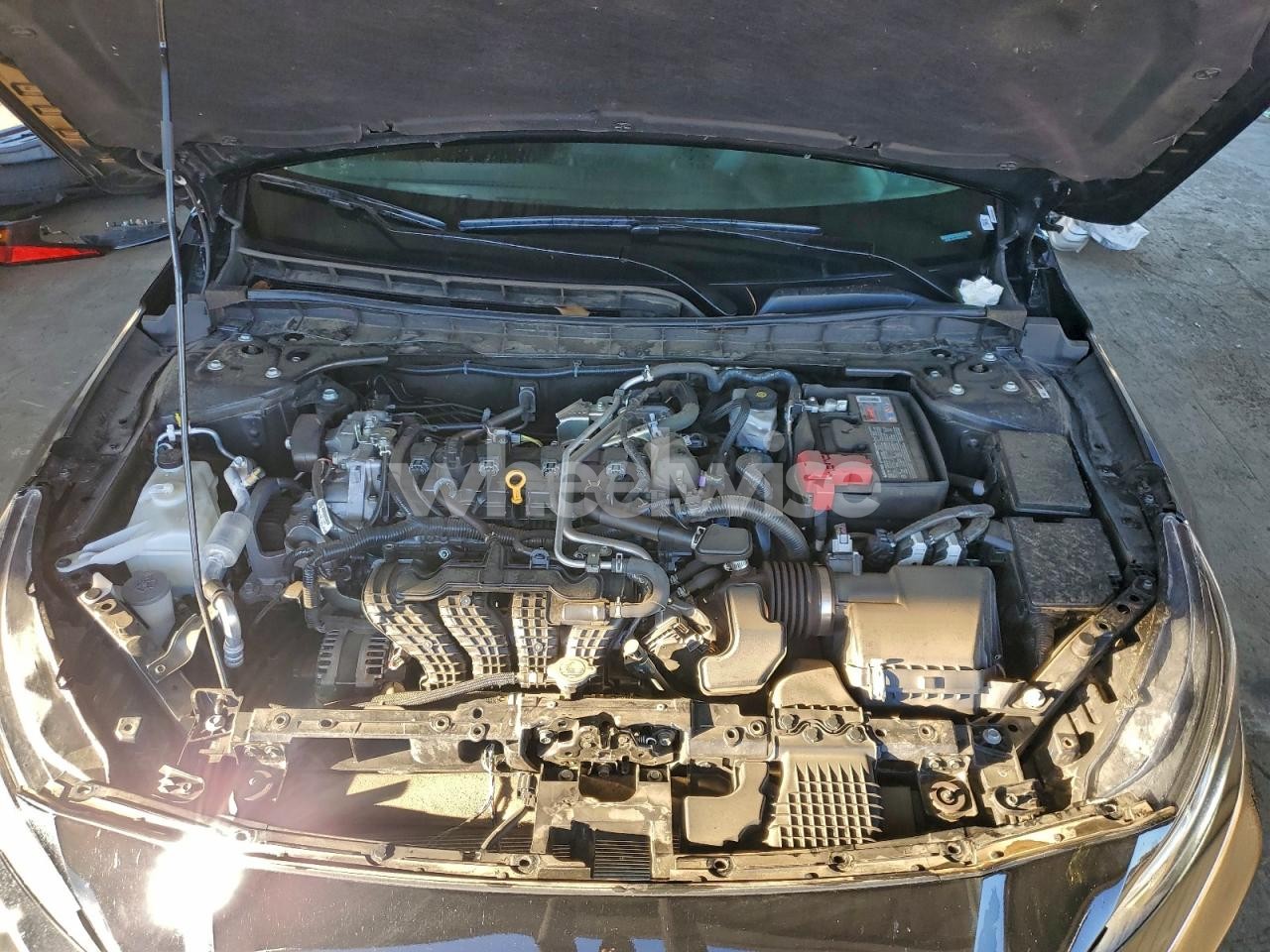 Photo 11 of 2025 NISSAN ALTIMA SV (VIN WBAFU7C5XBC780473)