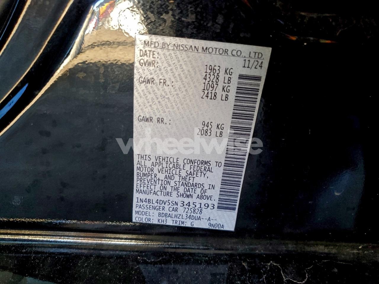 Photo 13 of 2025 NISSAN ALTIMA SV (VIN WBAFU7C5XBC780473)