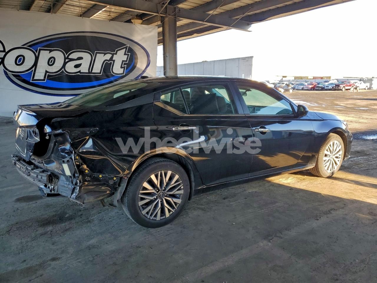 Photo 3 of 2025 NISSAN ALTIMA SV (VIN WBAFU7C5XBC780473)