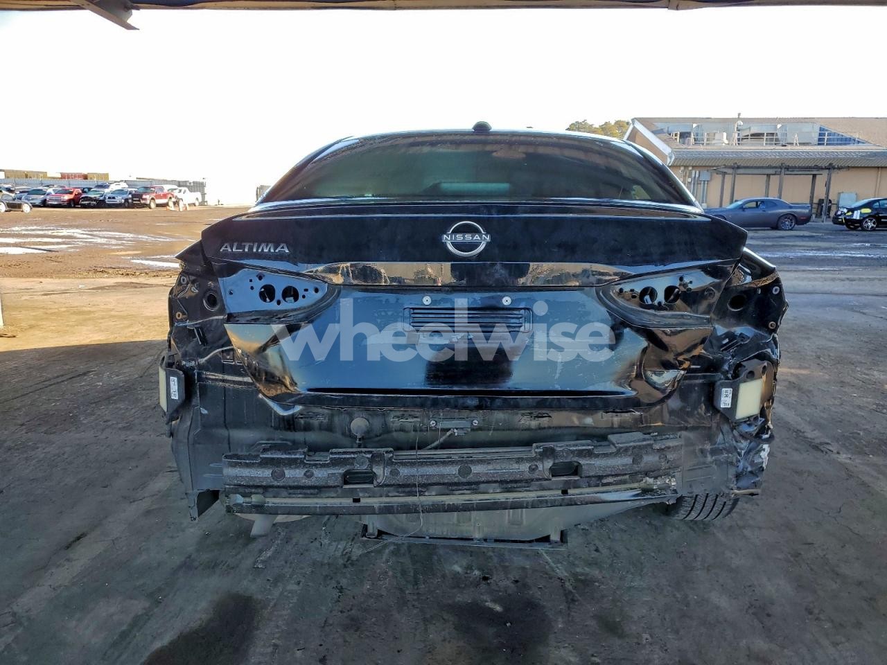 Photo 6 of 2025 NISSAN ALTIMA SV (VIN WBAFU7C5XBC780473)