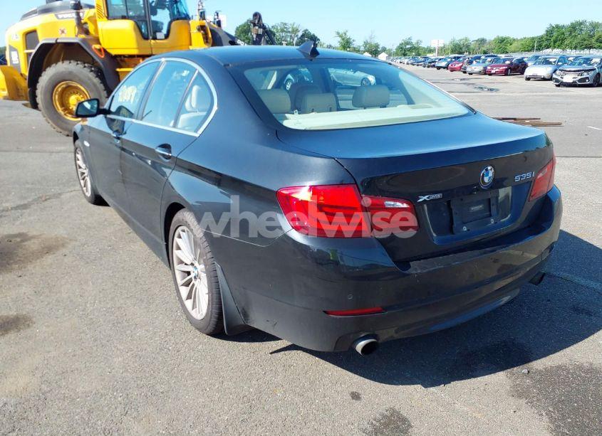 Photo 3 of 2013 Bmw 535i XDRIVE (VIN WBAFU7C5XDDU73107)