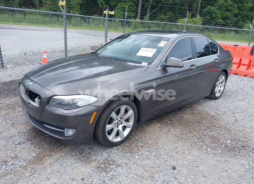 Photo 2 of 2011 Bmw 550i XDRIVE (VIN WBAFU9C50BC784818)