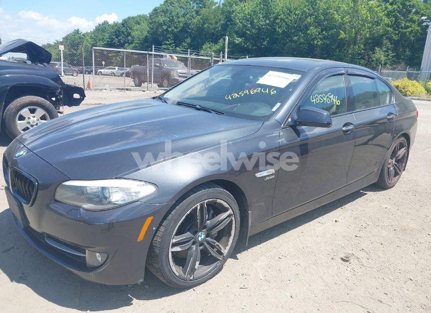 Photo 2 of 2011 Bmw 550i XDRIVE (VIN WBAFU9C58BC278217)