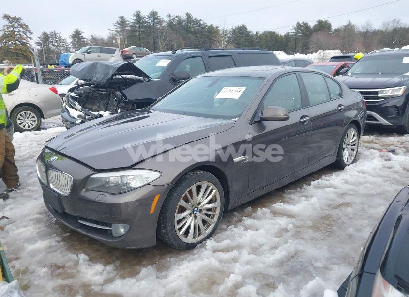Photo 2 of 2011 Bmw 550i XDRIVE (VIN WBAFU9C5XBC785636)