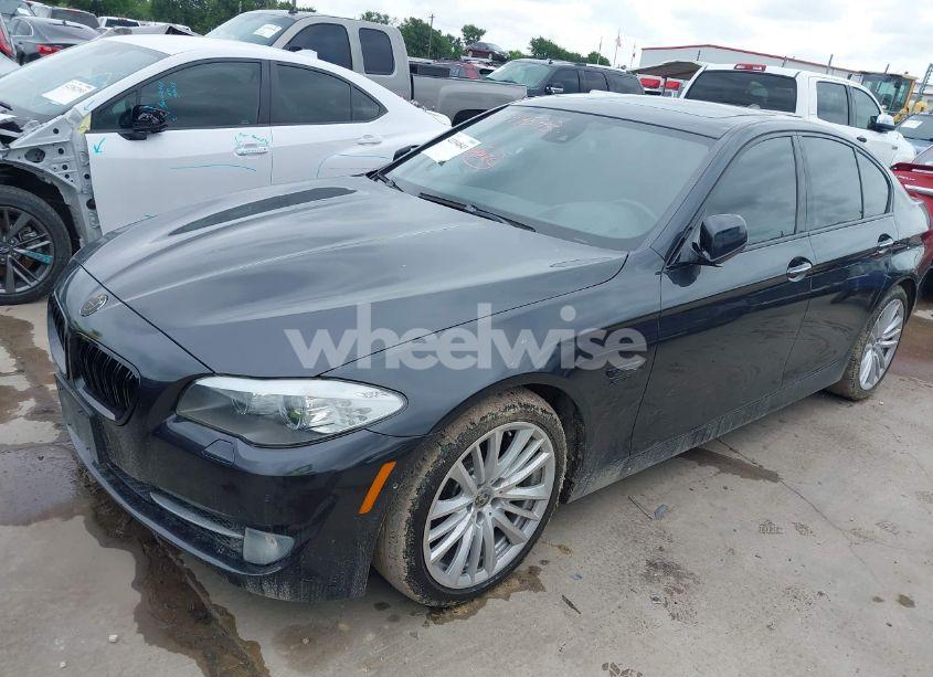 Photo 2 of 2012 Bmw 550i XDRIVE (VIN WBAFU9C5XCC787257)
