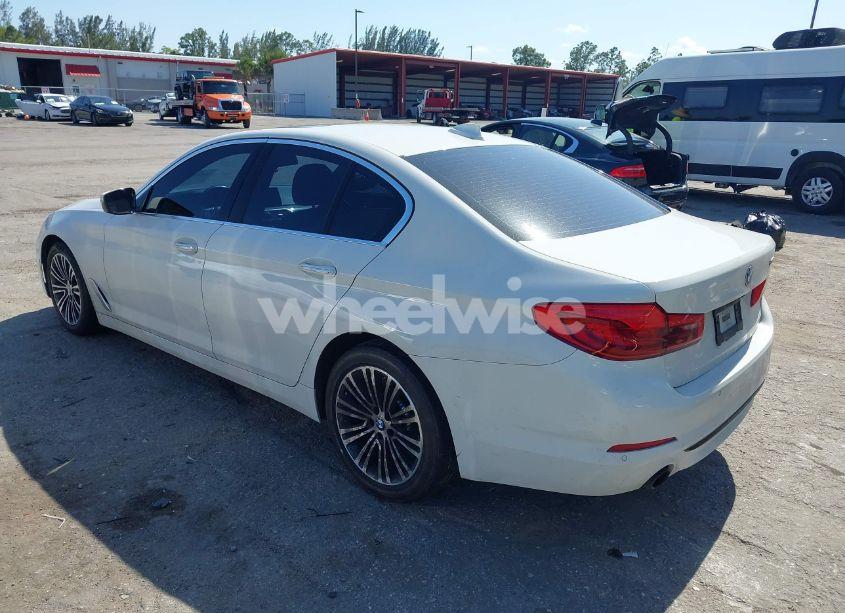 Photo 3 of 2018 Bmw 530i (VIN WBAJA5C53JG898590)