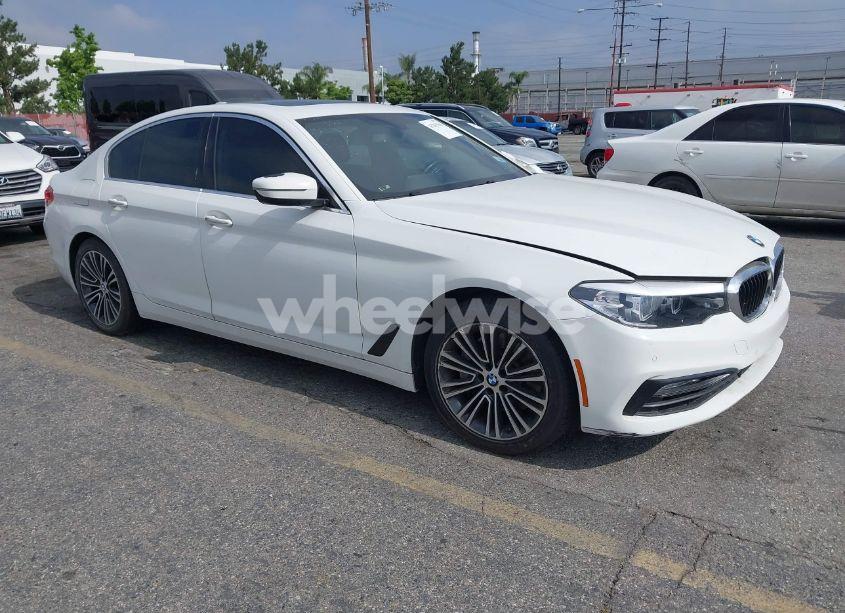 2018 Bmw 530i (VIN WBAJA5C54JWA39033) main photo