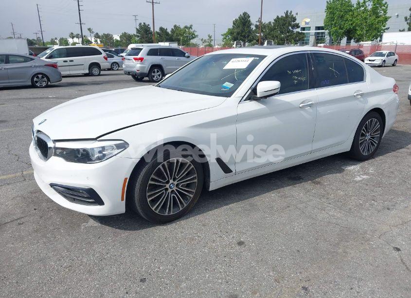 Photo 2 of 2018 Bmw 530i (VIN WBAJA5C54JWA39033)