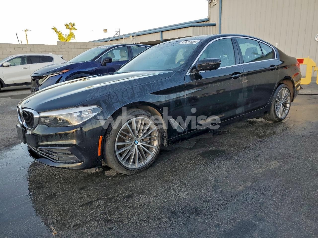 2019 BMW 530 I (VIN WBAJA5C54KBX86332) main photo