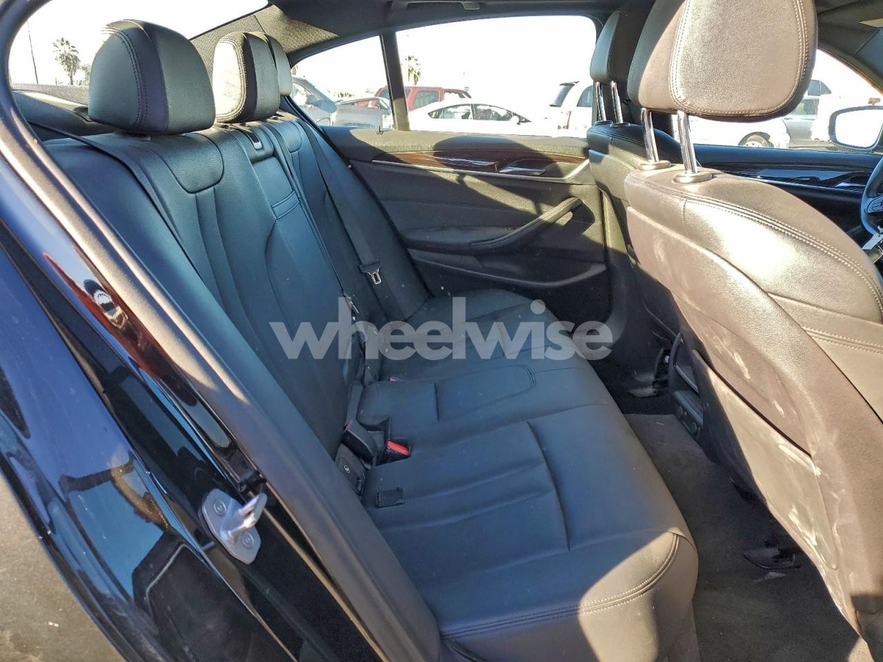 Photo 10 of 2019 BMW 530 I (VIN WBAJA5C54KBX86332)