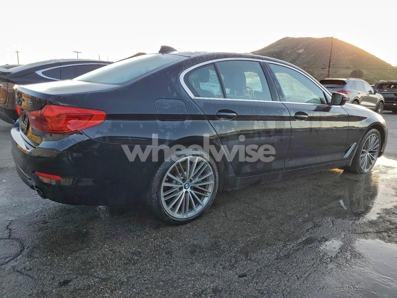 Photo 3 of 2019 BMW 530 I (VIN WBAJA5C54KBX86332)