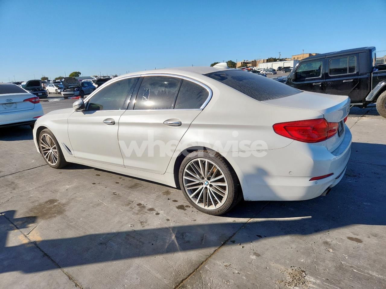 Photo 2 of 2018 BMW 530 I (VIN WBAJA5C56JWA35646)