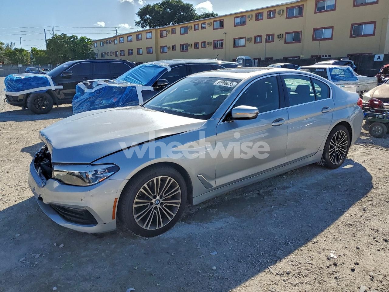 2019 BMW 530 I (VIN WBAJA5C56KG901158) main photo