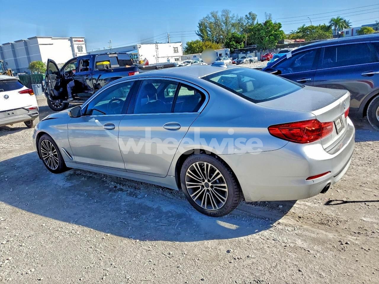 Photo 2 of 2019 BMW 530 I (VIN WBAJA5C56KG901158)