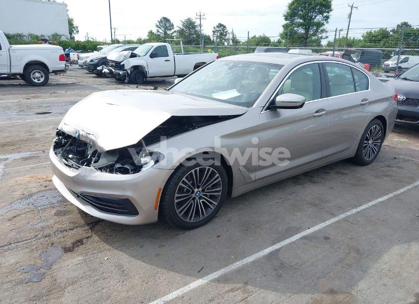 Photo 2 of 2019 Bmw 530i (VIN WBAJA5C56KWA58071)