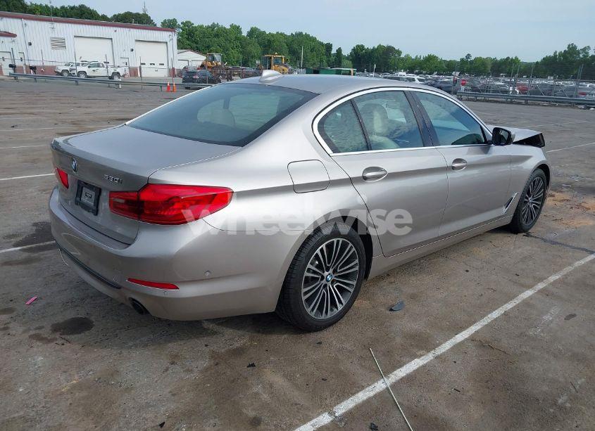 Photo 4 of 2019 Bmw 530i (VIN WBAJA5C56KWA58071)