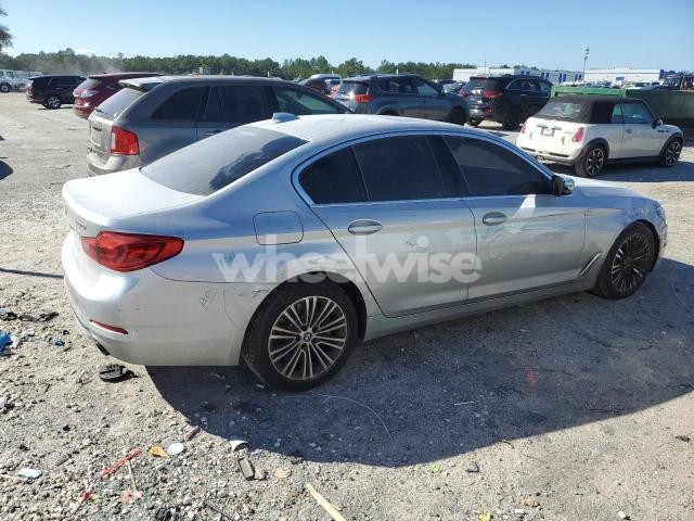 Photo 3 of 2019 BMW 530 I (VIN WBAJA5C58KWW06570)