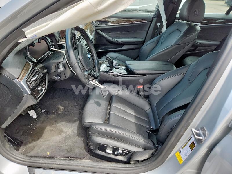 Photo 10 of 2019 BMW 530 I (VIN WBAJA5C58KWW39410)