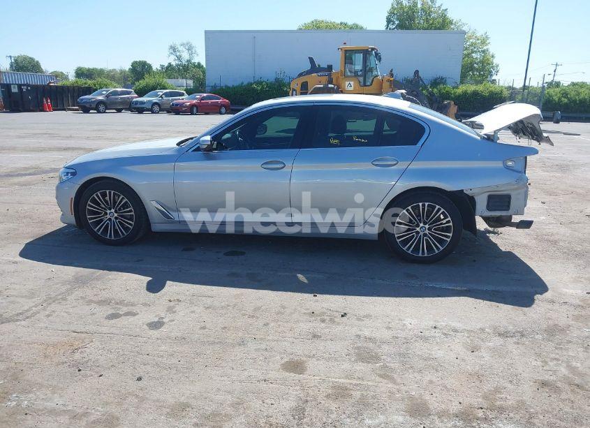 Photo 14 of 2019 Bmw 530i (VIN WBAJA5C5XKWW07106)