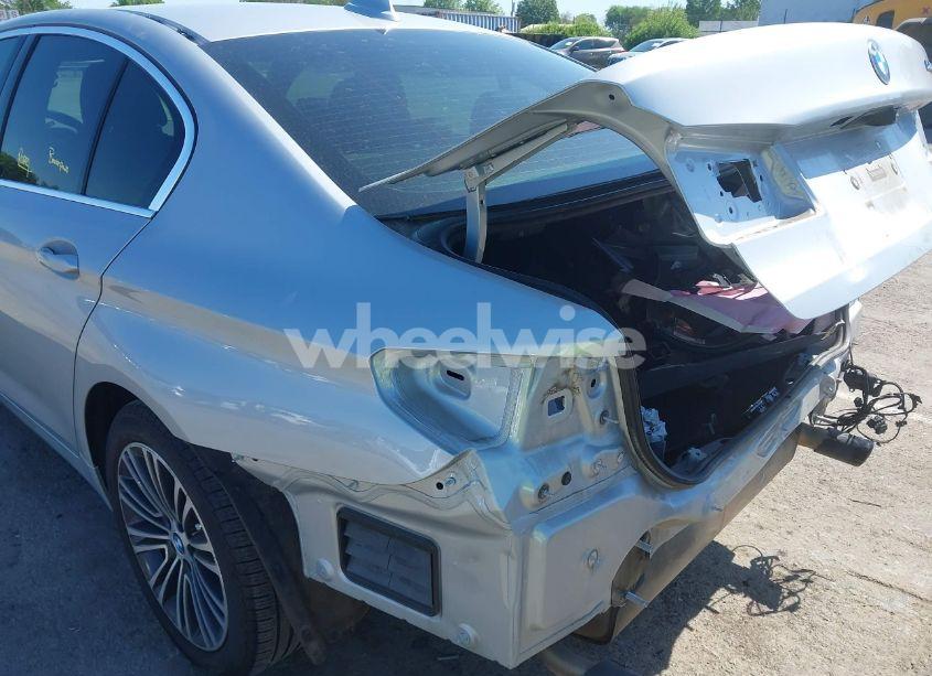 Photo 17 of 2019 Bmw 530i (VIN WBAJA5C5XKWW07106)