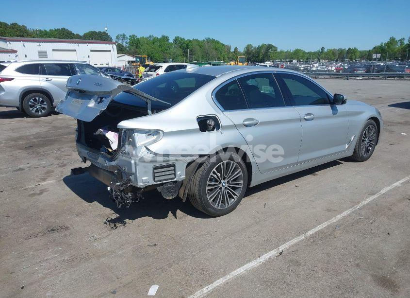 Photo 4 of 2019 Bmw 530i (VIN WBAJA5C5XKWW07106)