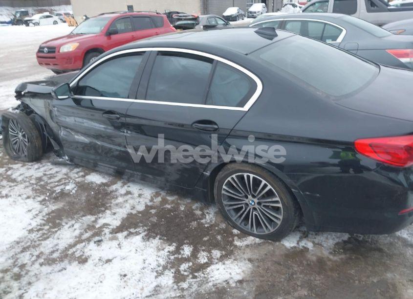 Photo 13 of 2019 Bmw 530i XDRIVE (VIN WBAJA7C50KWW27764)