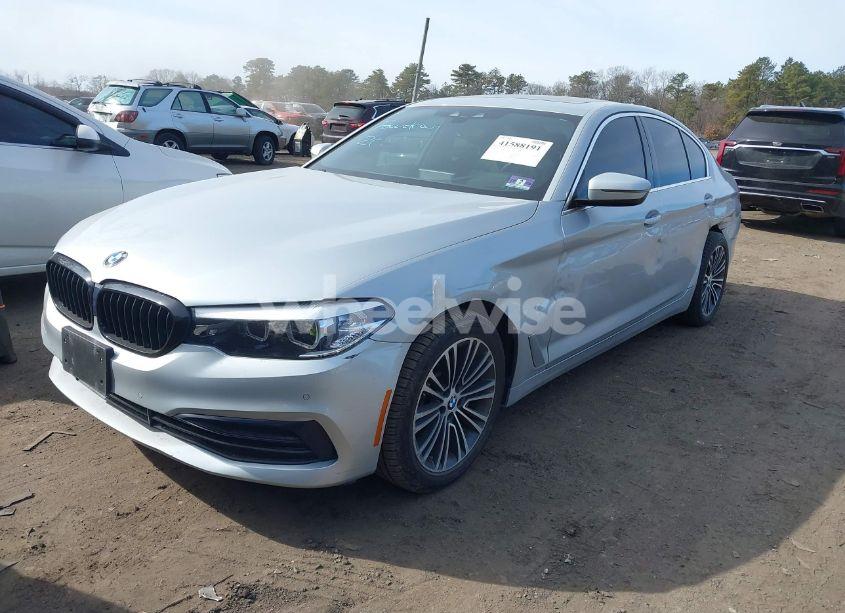 Photo 2 of 2019 Bmw 530i XDRIVE (VIN WBAJA7C52KWW48938)