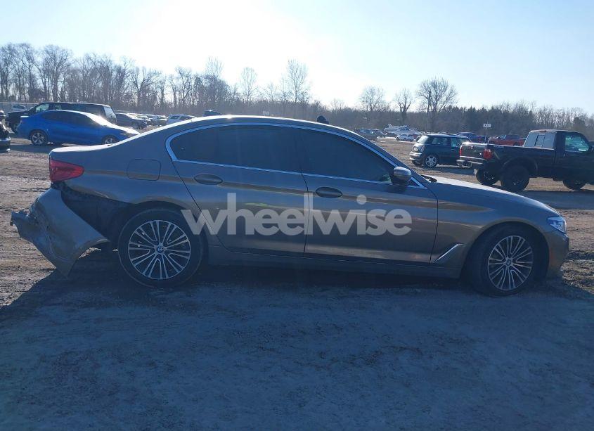 Photo 12 of 2019 Bmw 530i XDRIVE (VIN WBAJA7C54KWW40517)