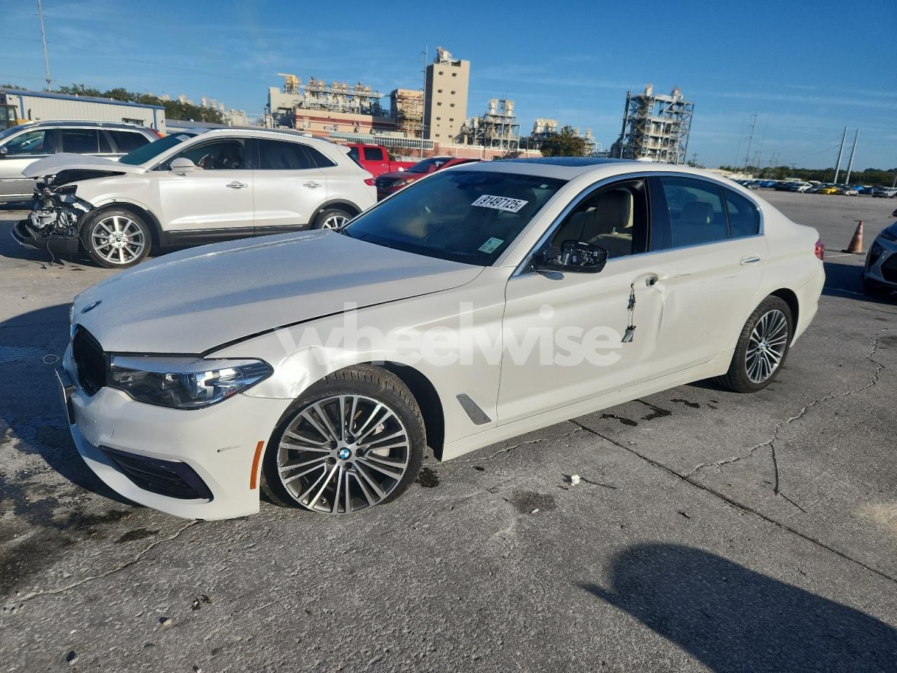 2018 BMW 530 XI (VIN WBAJA7C58JWC76622) main photo